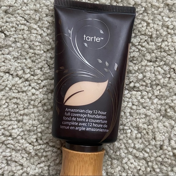22N Light Neutral Tarte Amazonian Clay